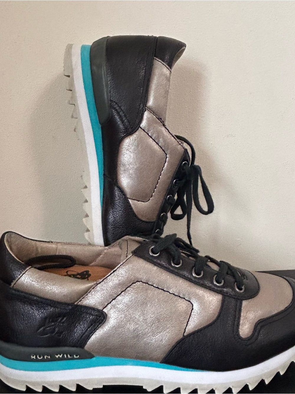 John Fluevog Training Paths Easton Shiny Lace Up Run wild Men’s sneakers Size 10
